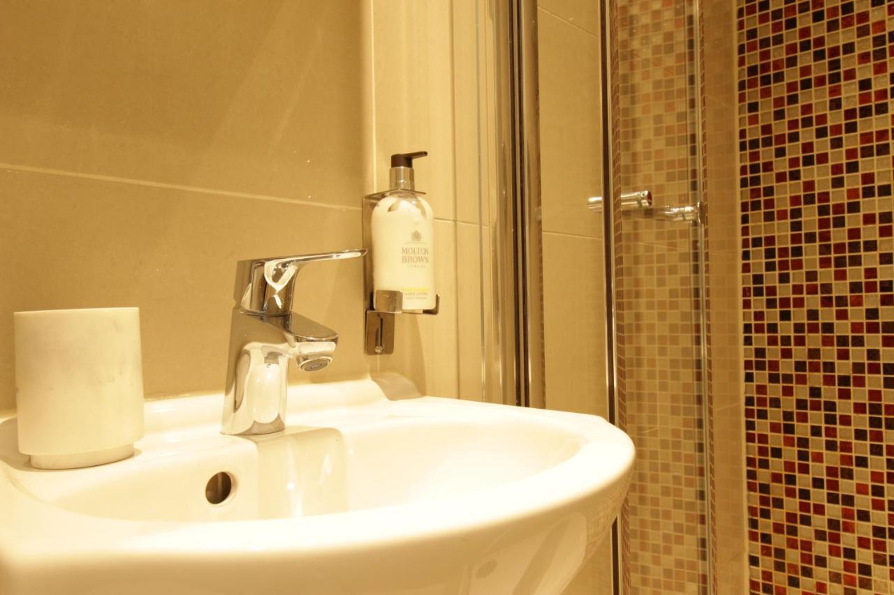 Queen Victoria Apartments لندن المظهر الخارجي الصورة